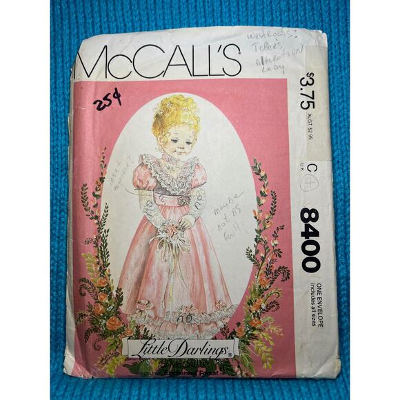 McCalls 8400 Sewing pattern girls dress puff sleeve size 4 - Picture 1 of 6